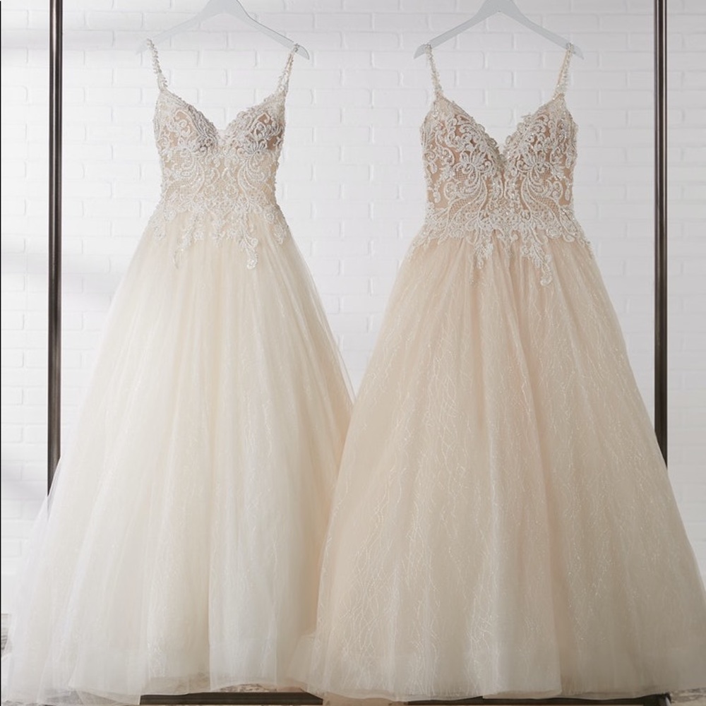 ***SOLD*** Maggie Sottero Wedding Dress - Picture 8 of 8